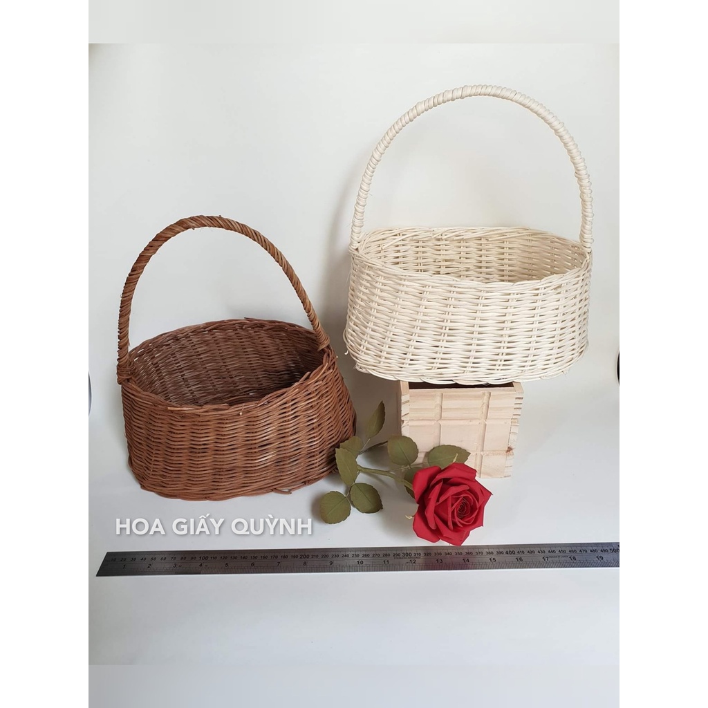 Giỏ mây cắm hoa