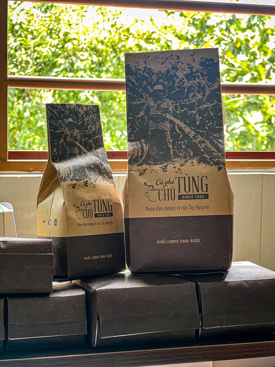 Combo 1 túi cà phê rang xay Chú Tùng 500g + 1 túi cà phê rang xay 200g, 100% hạt robusta nguyên chất