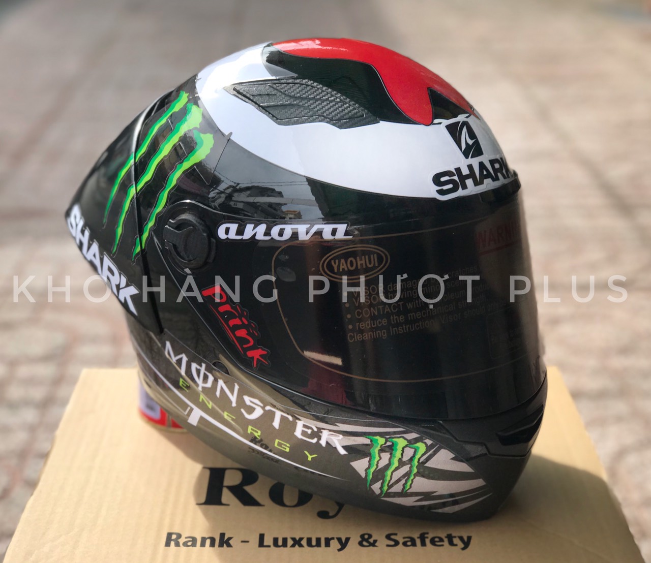 [HCM]Mũ Fullface GXT đen bóng lên tem Lorenzo 99 và đuôi gió Shark