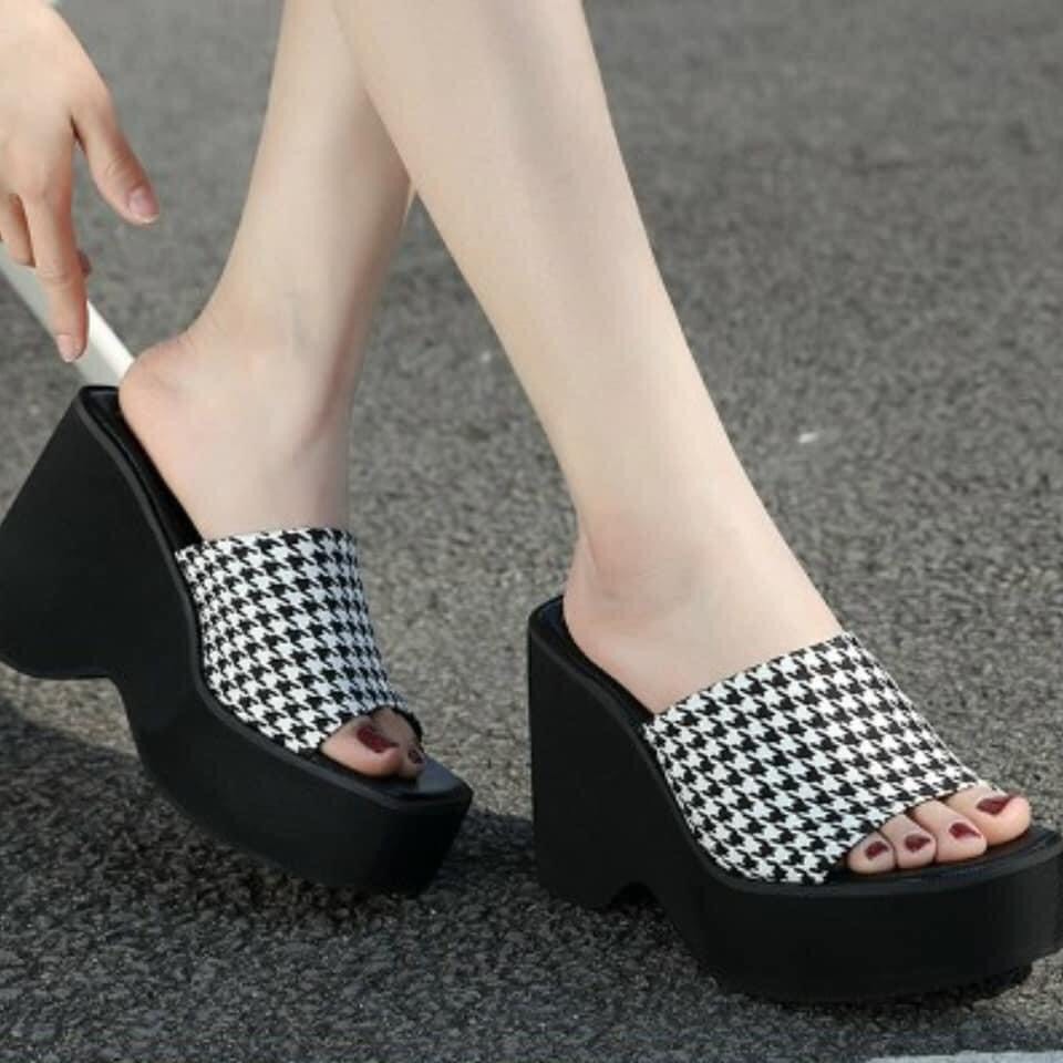 Dép xốp đúc hoạ tiết 9p