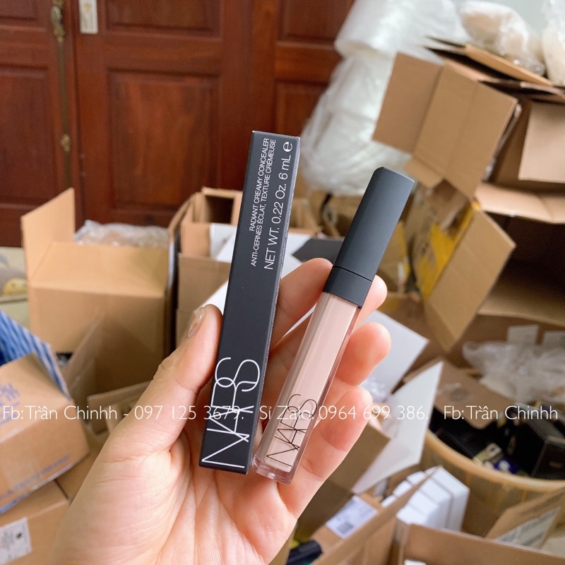 Có sẵn - Kem che khuyết điểm NARS tone Vanilla/ Custard Radiant Creamy Concealer Fullsize