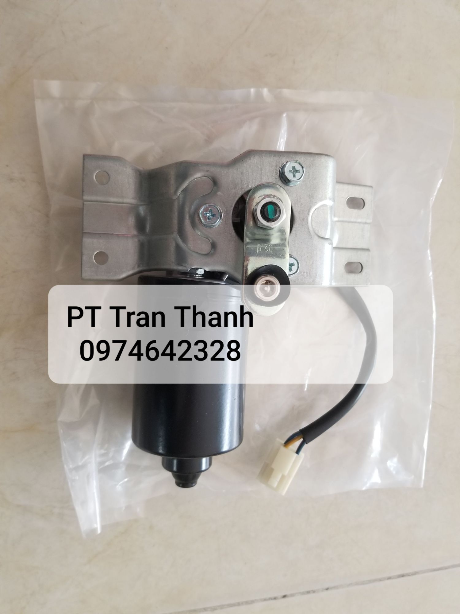 Mô tơ gạt mưa suzuki carry 500kg,suzuki carry 7cho,thaco towner 750,vinaxuki 650kg
