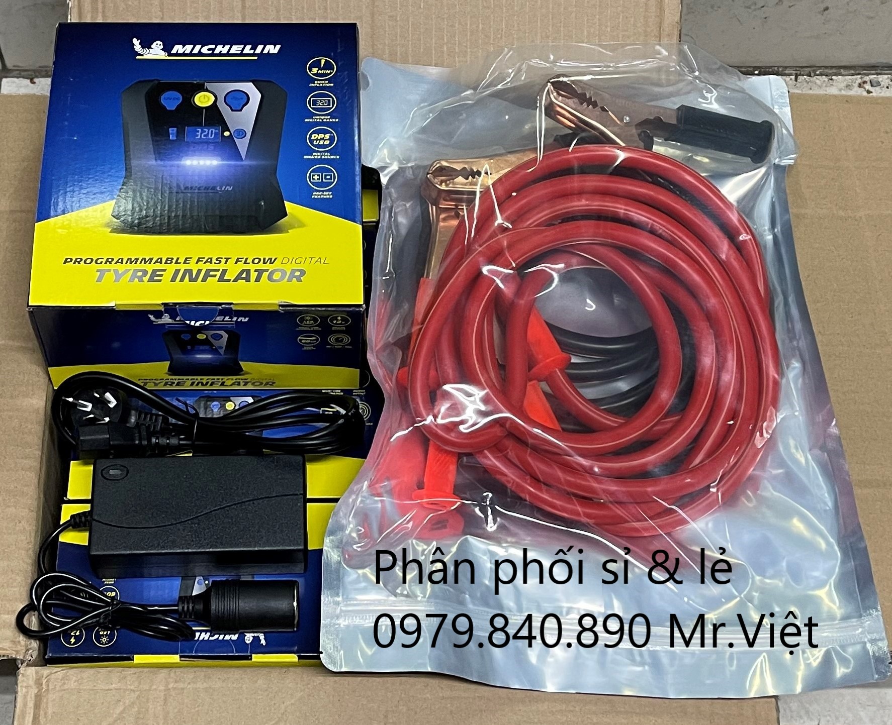 Máy Bơm lốp tự ngắt Michelin 12266 - Máy bơm xe máy và ô tô