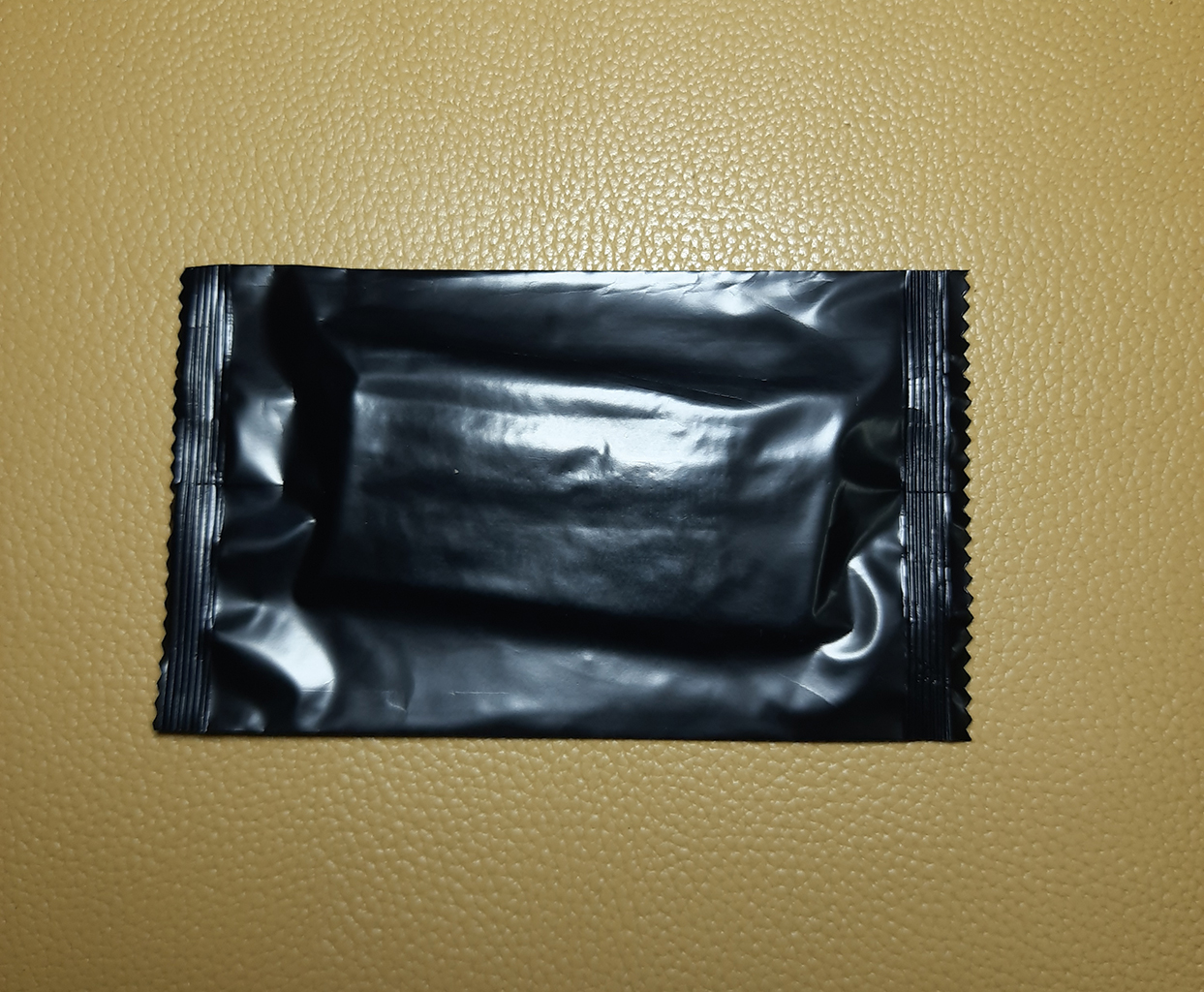 [HCM]100 Khăn lạnh ( Màu Đen ) dành cho Bánh Mì Bóng Đêm Dịch Vụ ăn uống bán mang về