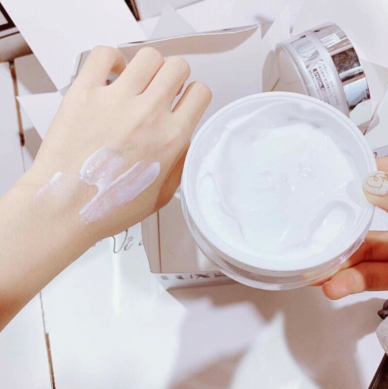 [HCM]Kem Dưỡng Da Body LUX – Tinh Chất Yến Tươi COLLAGEN