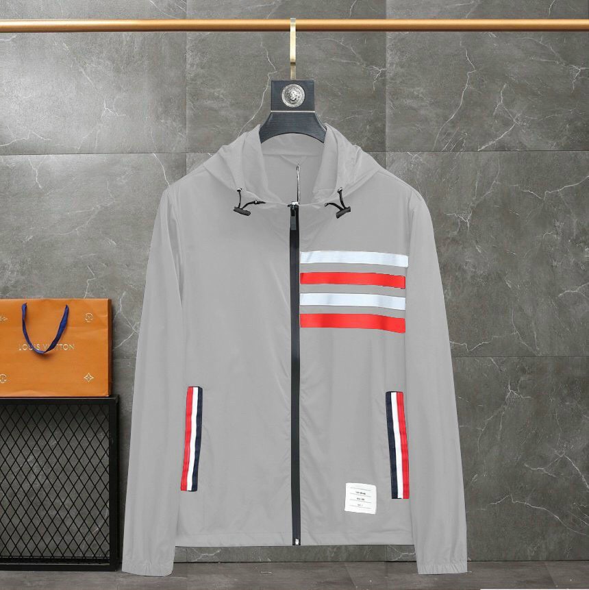 Áo Khoác Gió Thom Nam Lót Lưới Siêu Nhẹ - Aru Shop