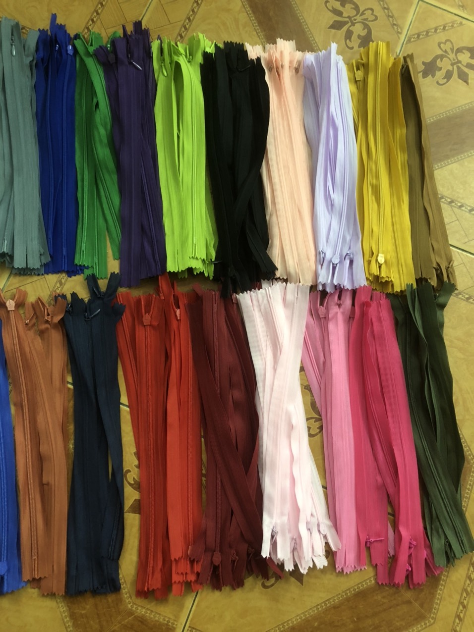 Khóa Giọt Lệ Mềm Đẹp Hãng KCC Dài 25cm, 10 chiếc