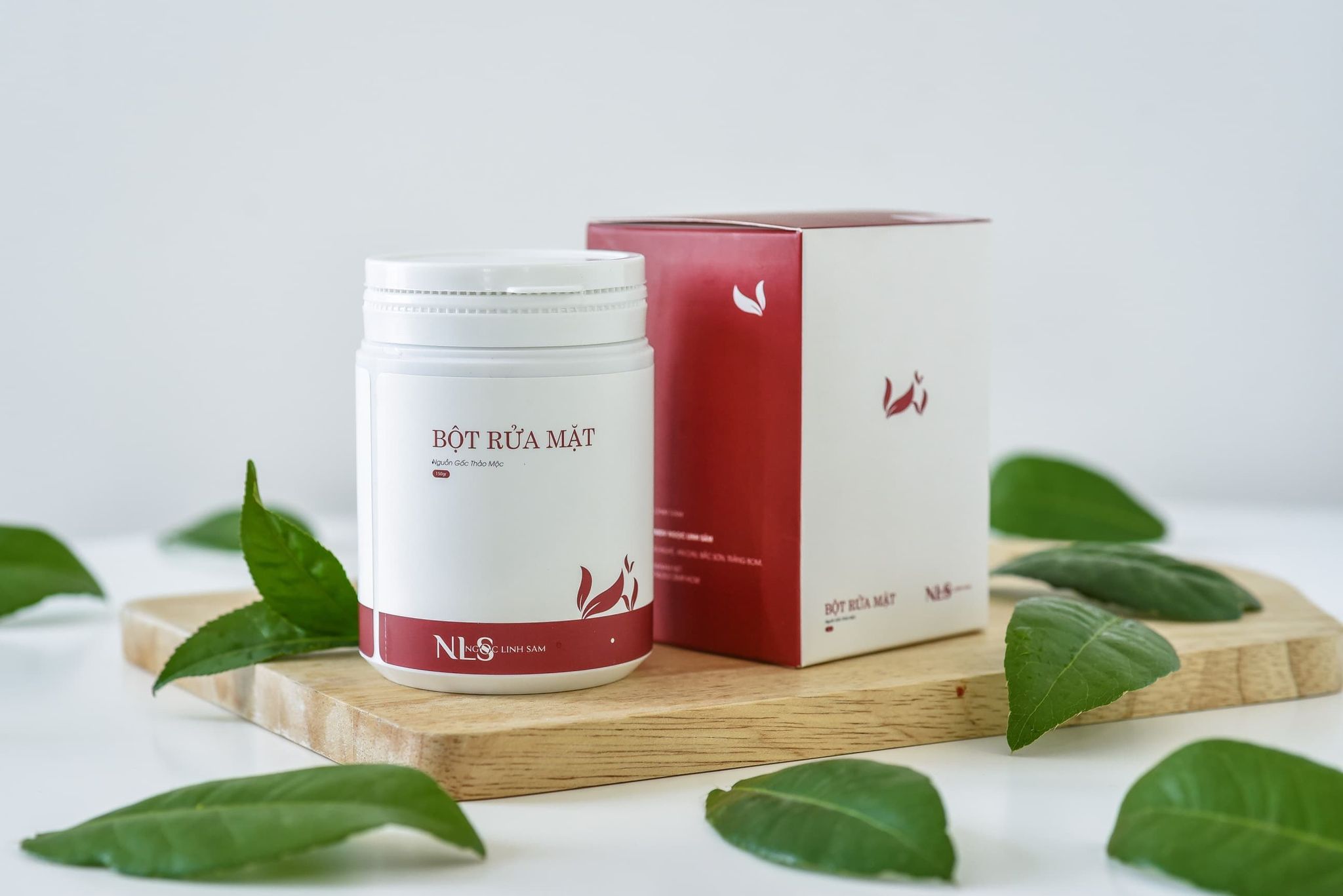 Bột rửa mặt thảo dược ngọc linh sâm