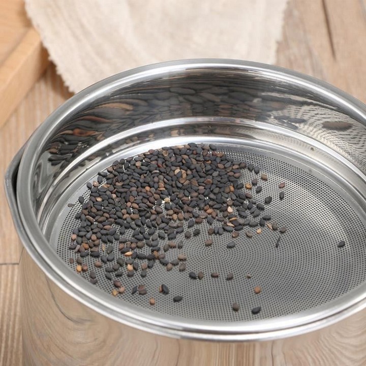 Ca lọc dầu và các tạp chất Chất liệu Inox Dụng cụ thiết yếu cho mỗi gia đình