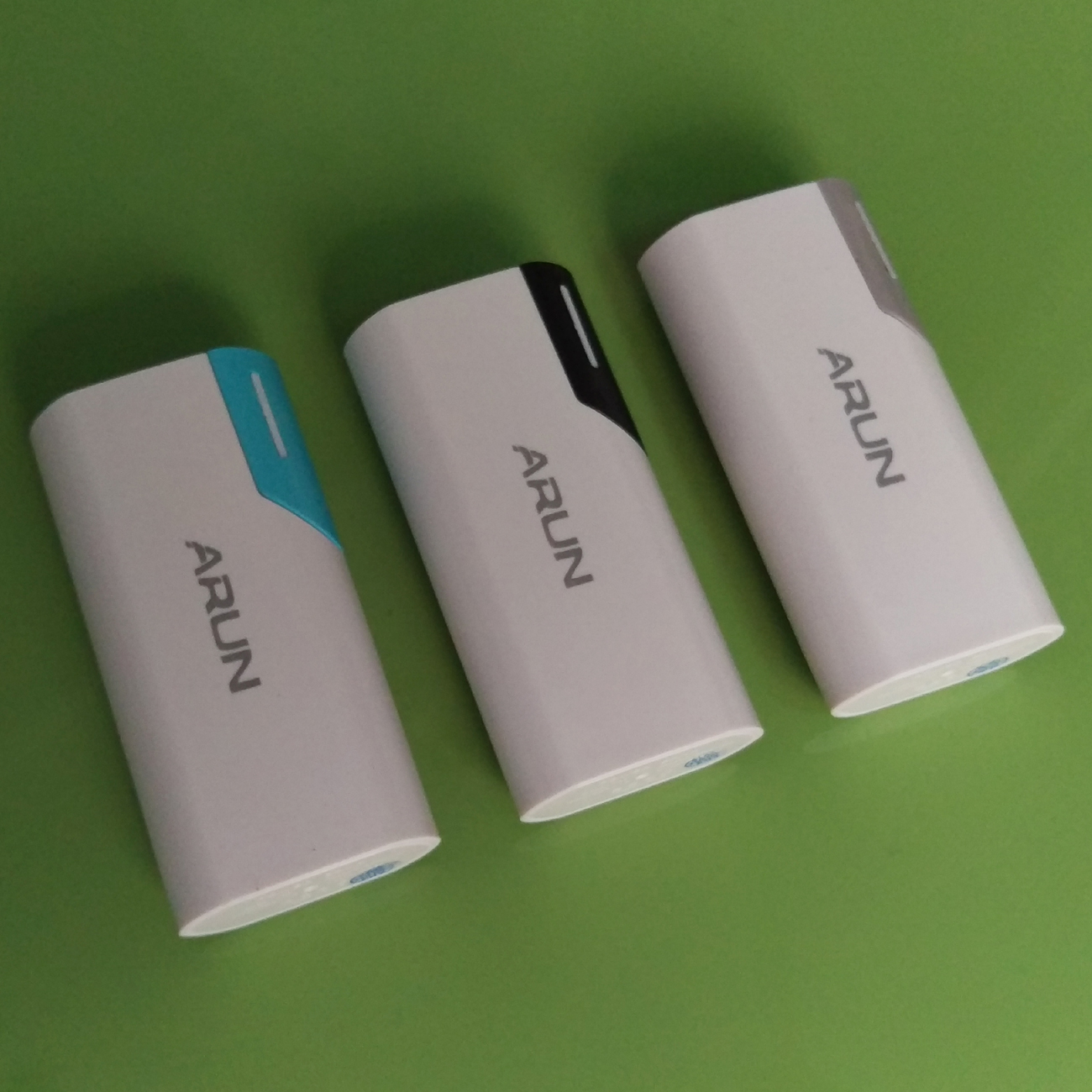 Pin dự phòng arun 5600mAh giá rẻ nhỏ nhắn bỏ túi tiện lợi mọi lúc mọi nơi pin sạc dự phòng
