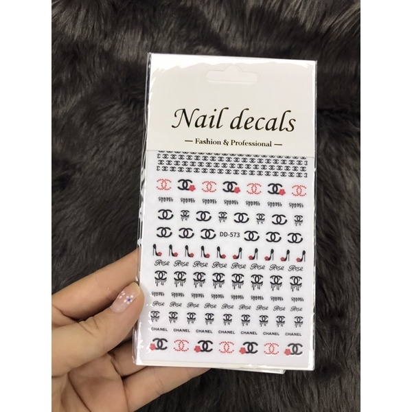 Stich chanel đen đỏ mã dd 573