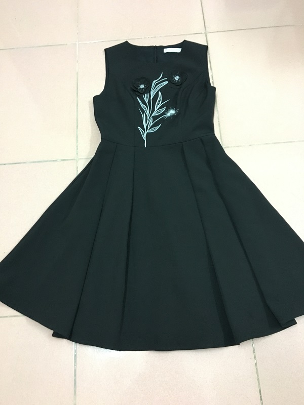 Váy thiết kế lẻ size S