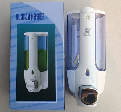 Hộp đựng nước rửa tay treo tường Xinda ZYQ-138
