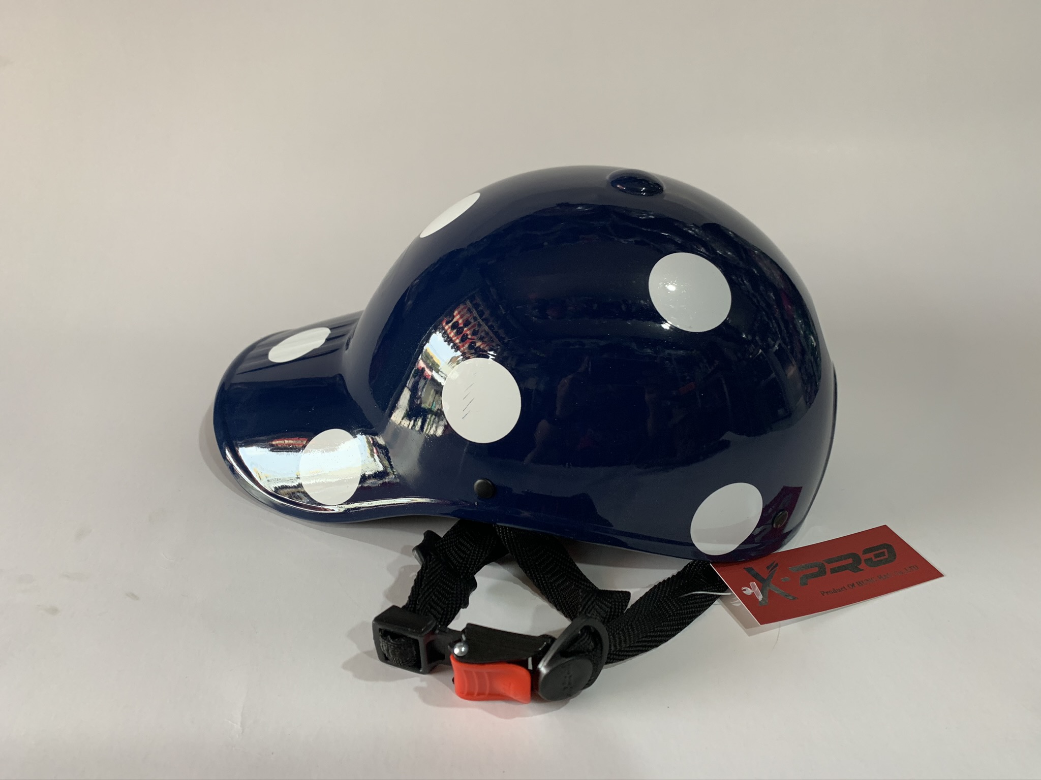 MŨ BẢO HIỂM KIỂU NÓN KẾT CHẤM BI-HÀNG CÔNG TY-HÌNH THẬT (XANH ĐEN)