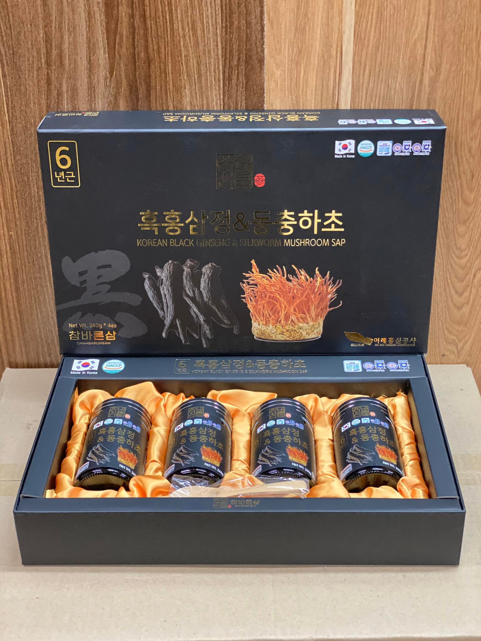 Cao hắc sâm đông trùng hạ thảo Korean Black Ginseng Hàn Quốc hộp 4 lọ x