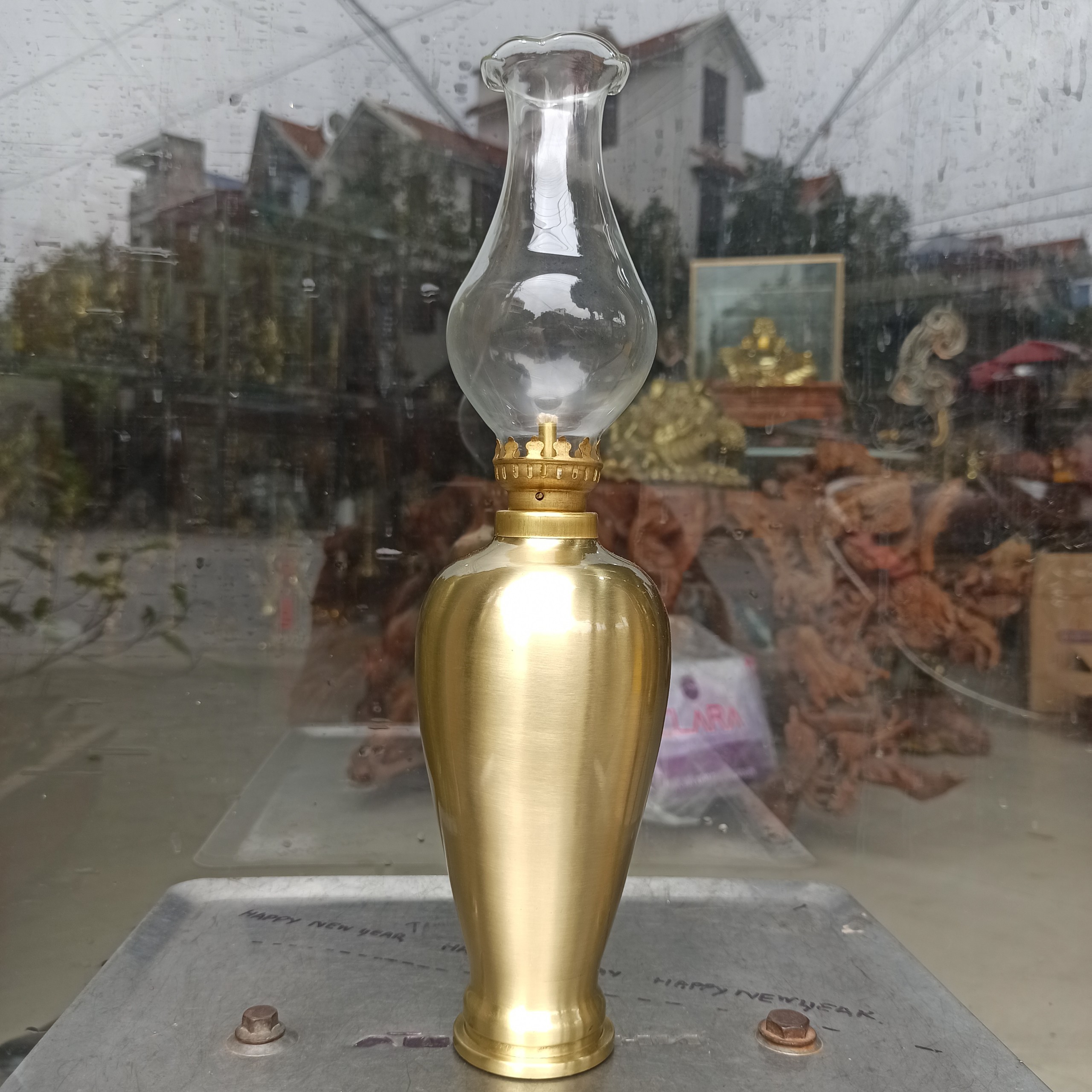 Đèn dầu bằng đồng vàng, đèn dầu thờ cúng được làm từ đồng vàng nguyên chất, đèn dầu thờ cúng cao cấp, họng đèn dầu bằng đồng