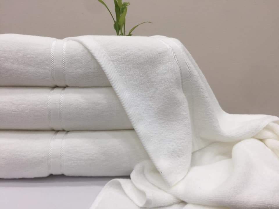 Khăn tắm Cotton cho Khách sạn, Nhà nghỉ, Massage, Spa   70x140 (300gr), Mềm Mại, Không Xù lông, thấm hút tốt.