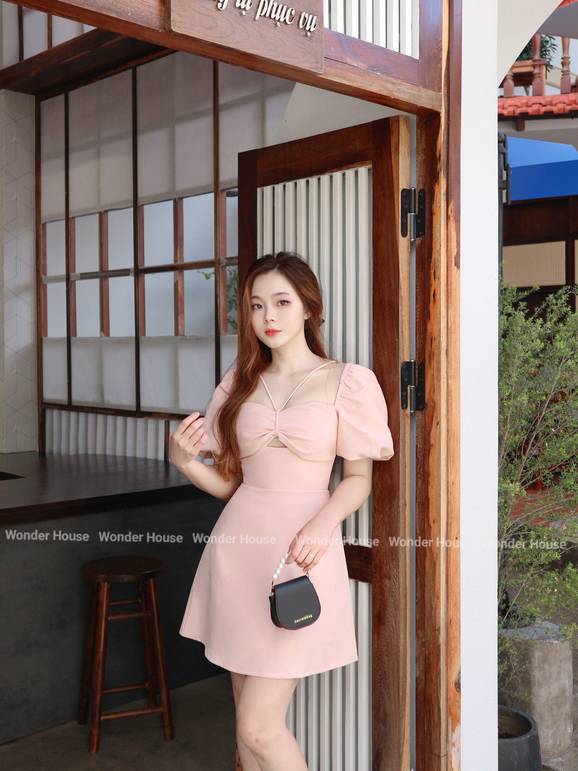 Đầm thiết kế wonderhouse cúp ngực xòe hoa - ther dress