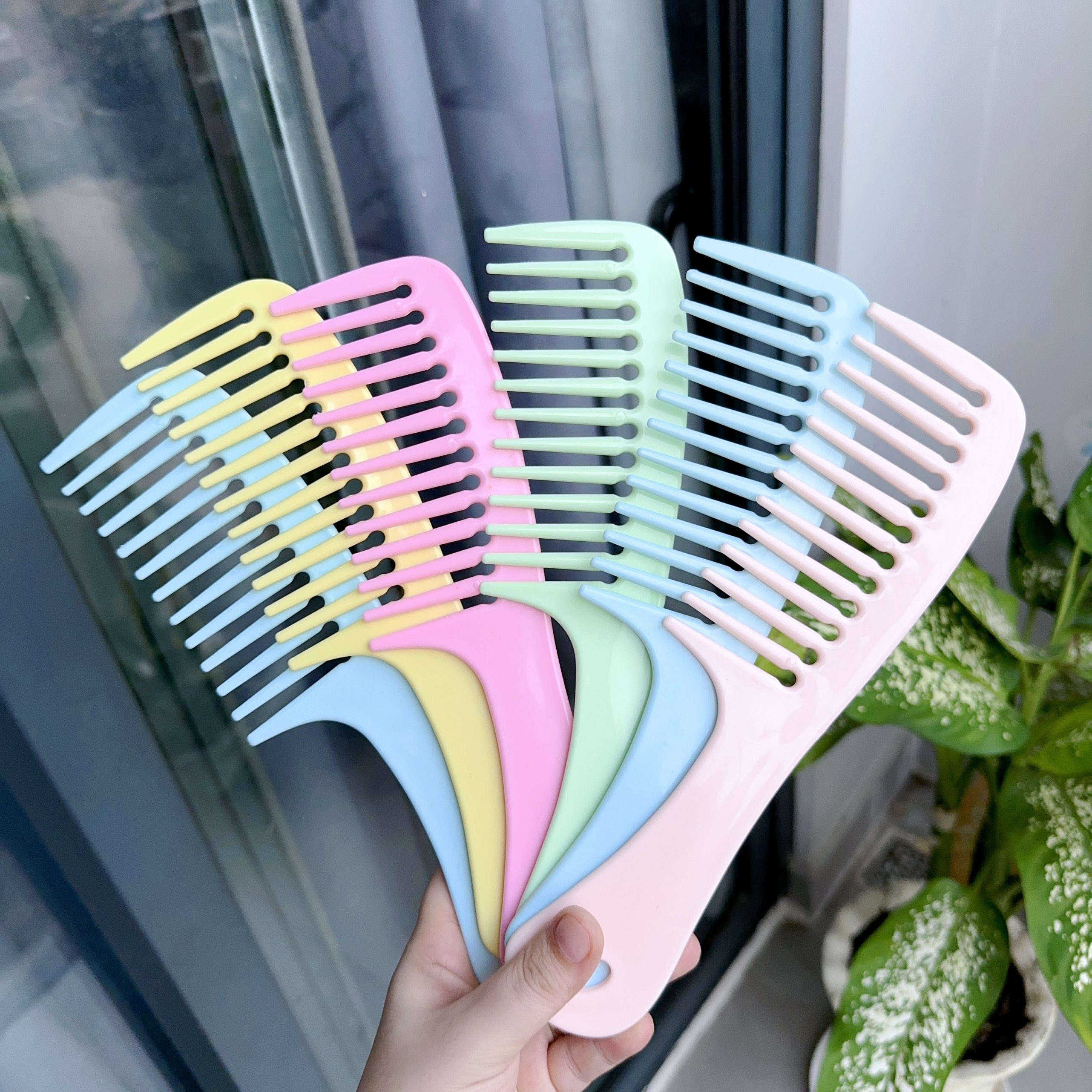 Set 2 Lược thưa chải tóc, uốn tóc răng thưa siêu tiện lợi - Giao Ngẫu Nhiên