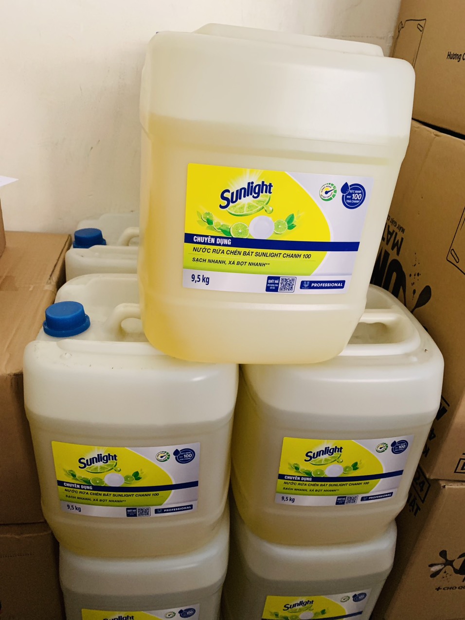 Nước rửa chén sunlight 9.5kg can nhựa lớn siêu tiết kiệm