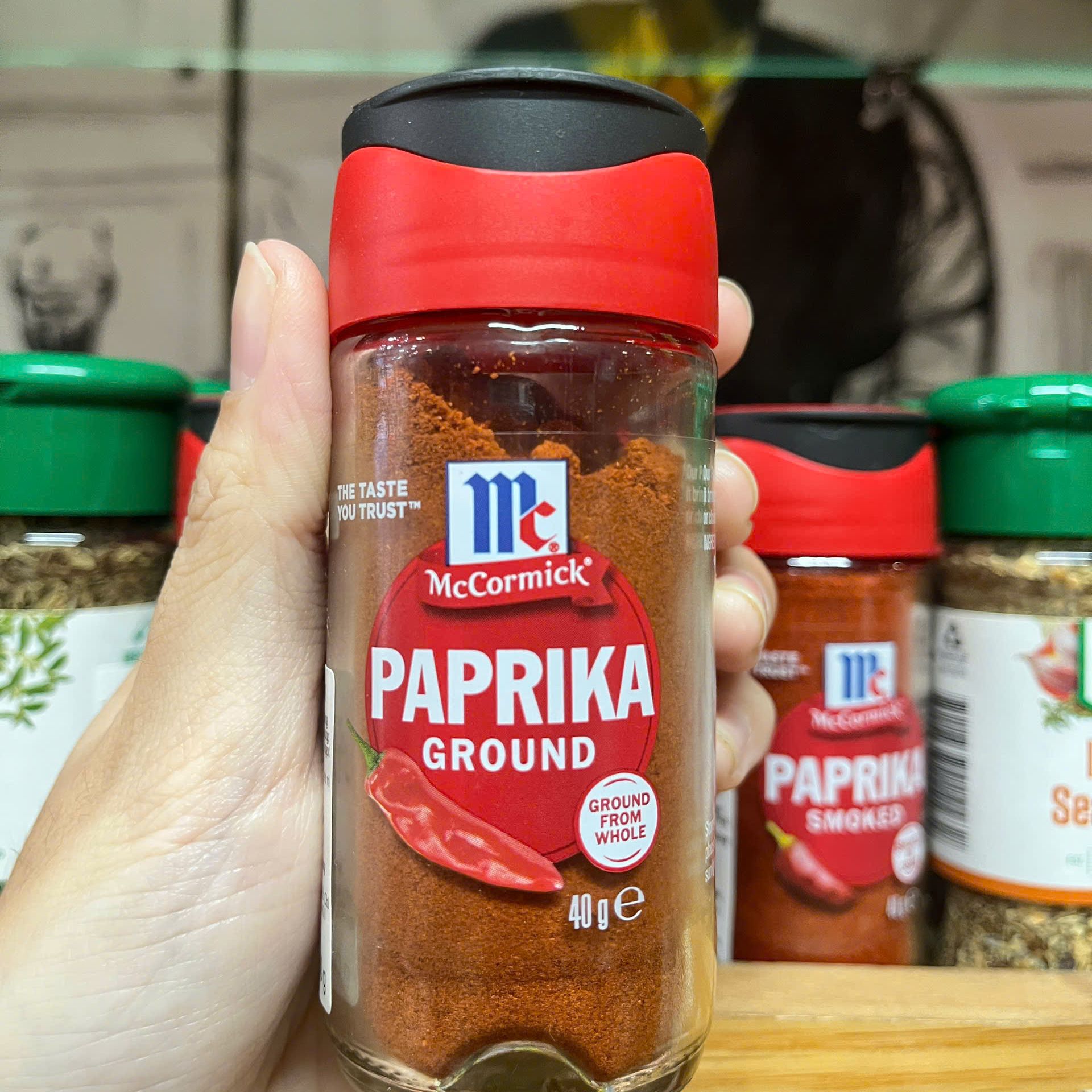 Bột ớt cựa gà kiểu Hungary McCormick Paprika 40g