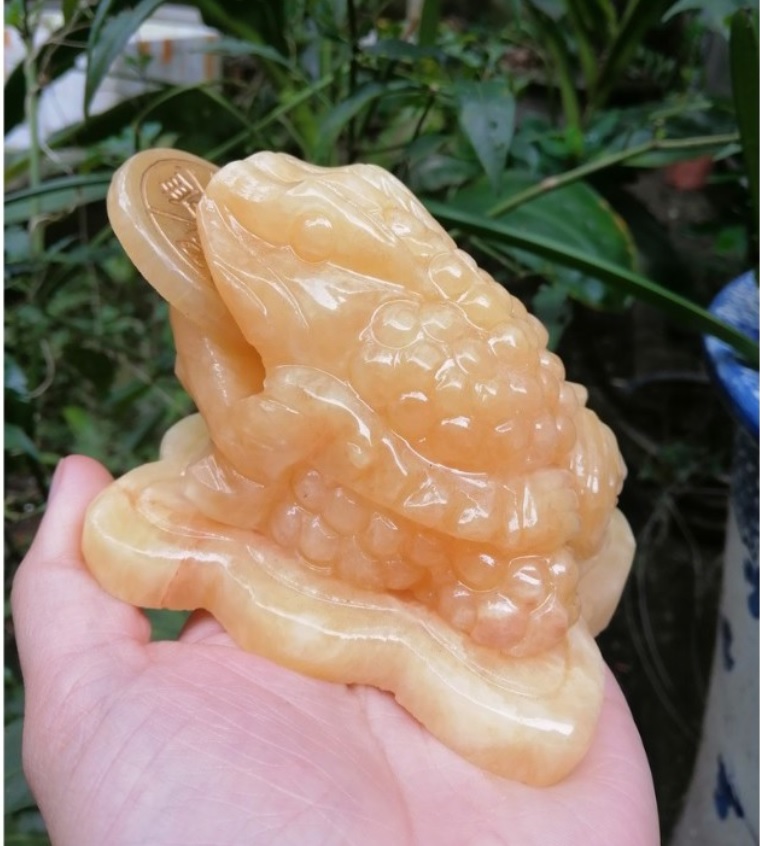 Cóc Tài Lộc đá Hoàng Long