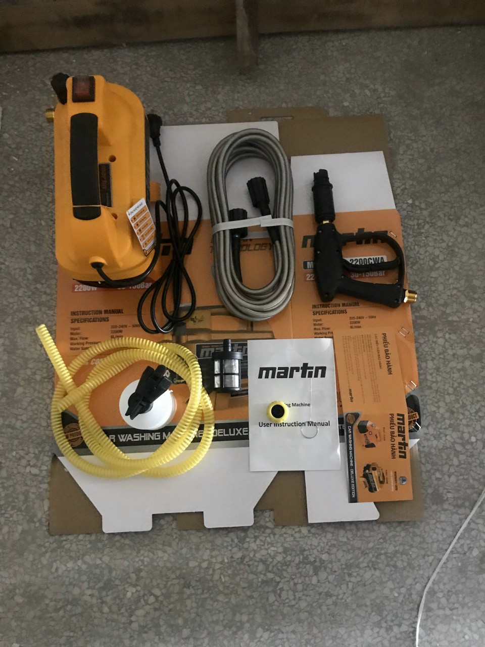 máy rửa xe Martin 2200w. Máy rửa xe chỉnh áp. xịt rửa xe máy ôtô. xịt rửa máy lạnh