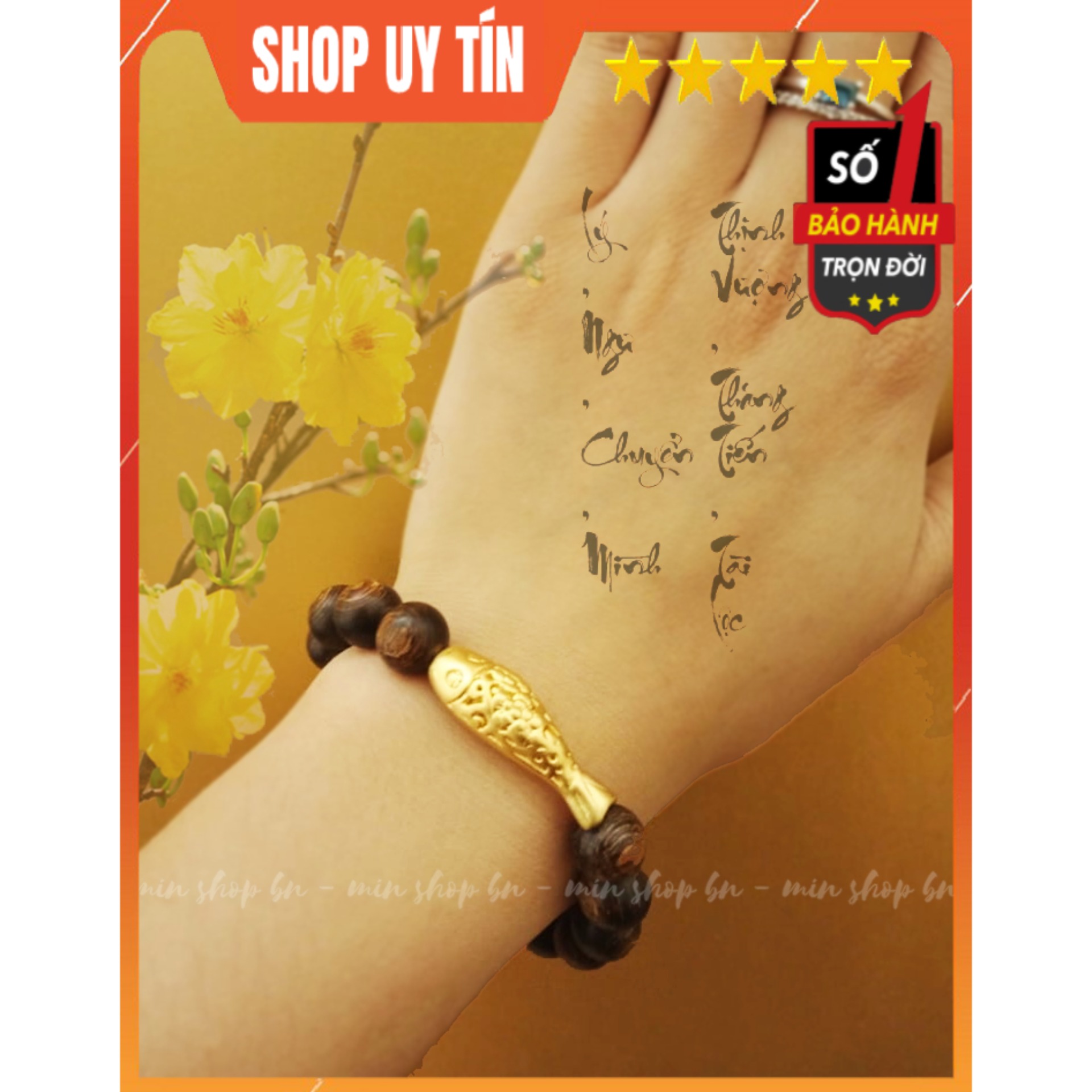 Vòng tay gỗ trầm hương sánh chìm mix charm cá chép Koi bạc 999 phủ vàng