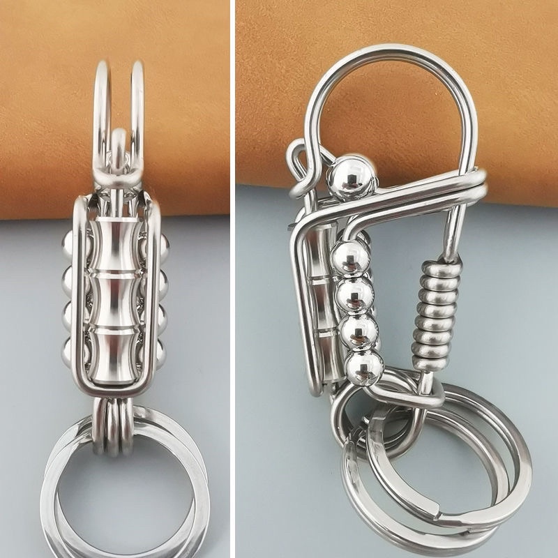 Móc khoá inox chim cánh cụt làm thủ công phụ kiện đốt tre kết hợp bi inox sáng bóng độc lạ và . Vua móc khoá độc lạ là khác biệt