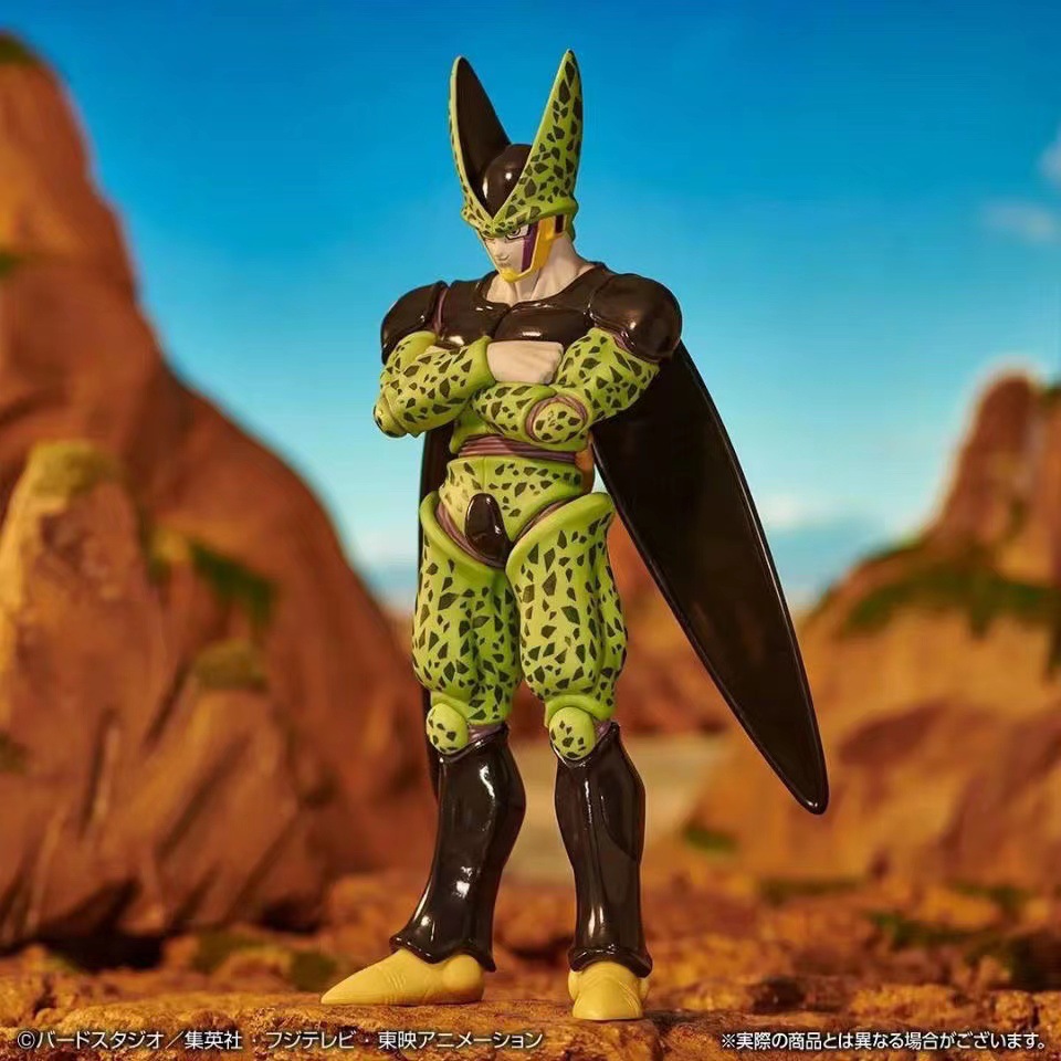 Mô hình Dragon Ball Perfect Cell - Bọ hung khoanh tay