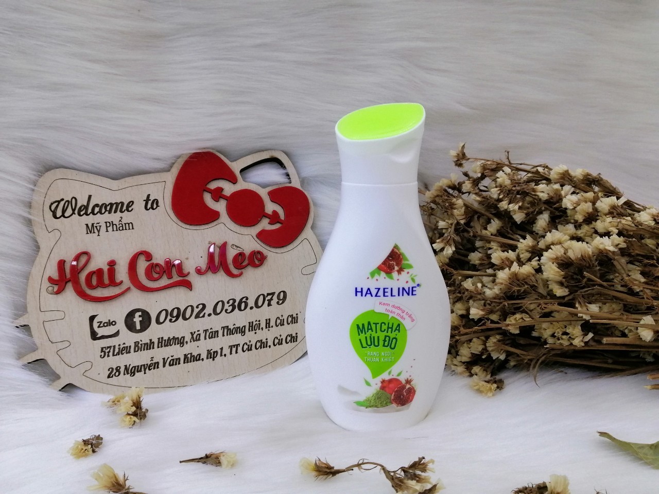 Sữa dưỡng thể dưỡng trắng Hazeline Matcha Lựu Đỏ 140ml - 763