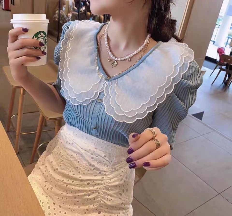 Áo thun len gân cổ sen bèo tầng tay lở