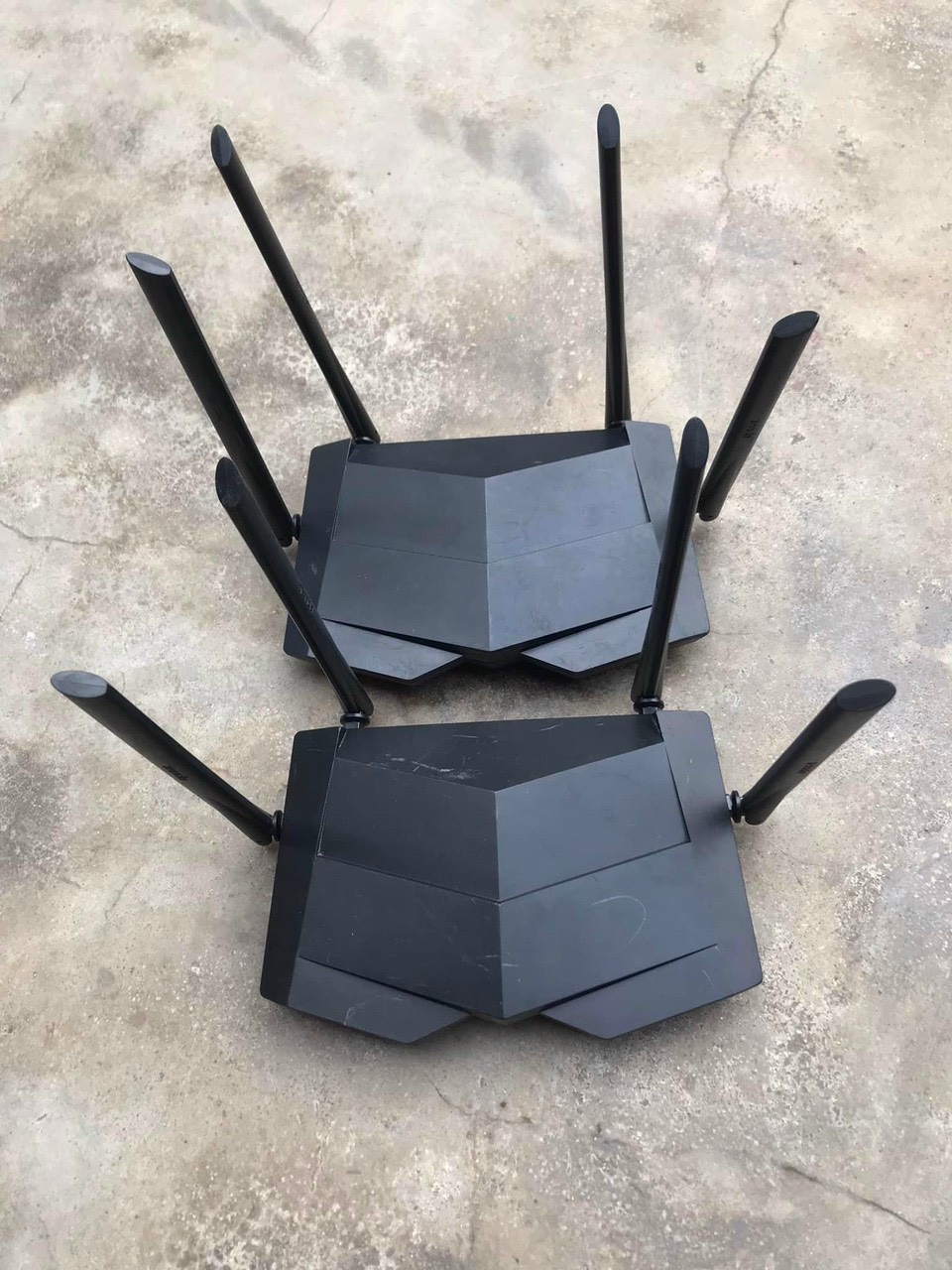 Bộ phát wifi router wifi gigabit tenda ac10 ac1200 cũ)