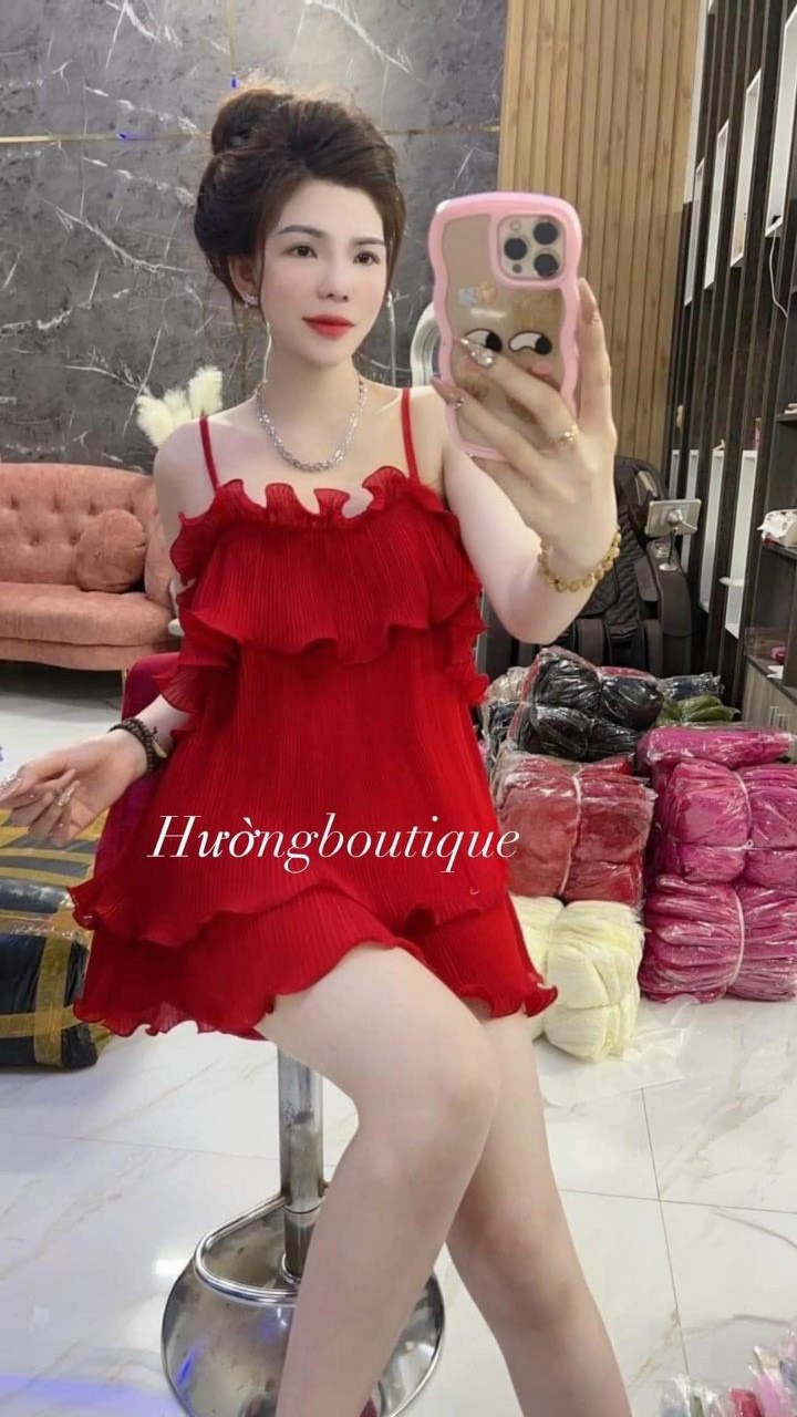 Set đùi lụa hàn dập ly viền cổ siêu trẻ siêu xinh form dưới 58kg