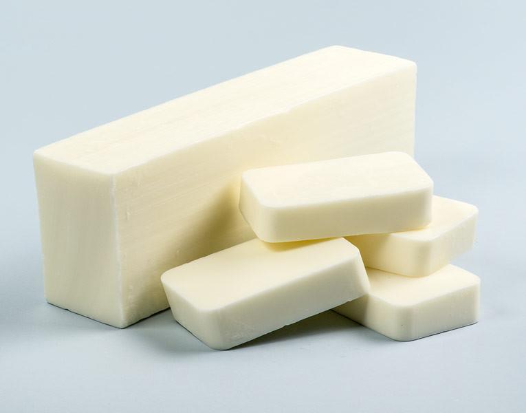 Phôi xà phòng trắng đục base