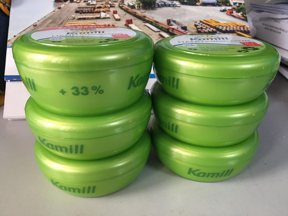 Kem dưỡng da tay và móng Kamill Classic của Đức