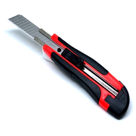 Dao rọc giấy G-STAR 203 bọc su được làm từ chất liệu cao cấp, sắc bén, không gỉ và bền chắc