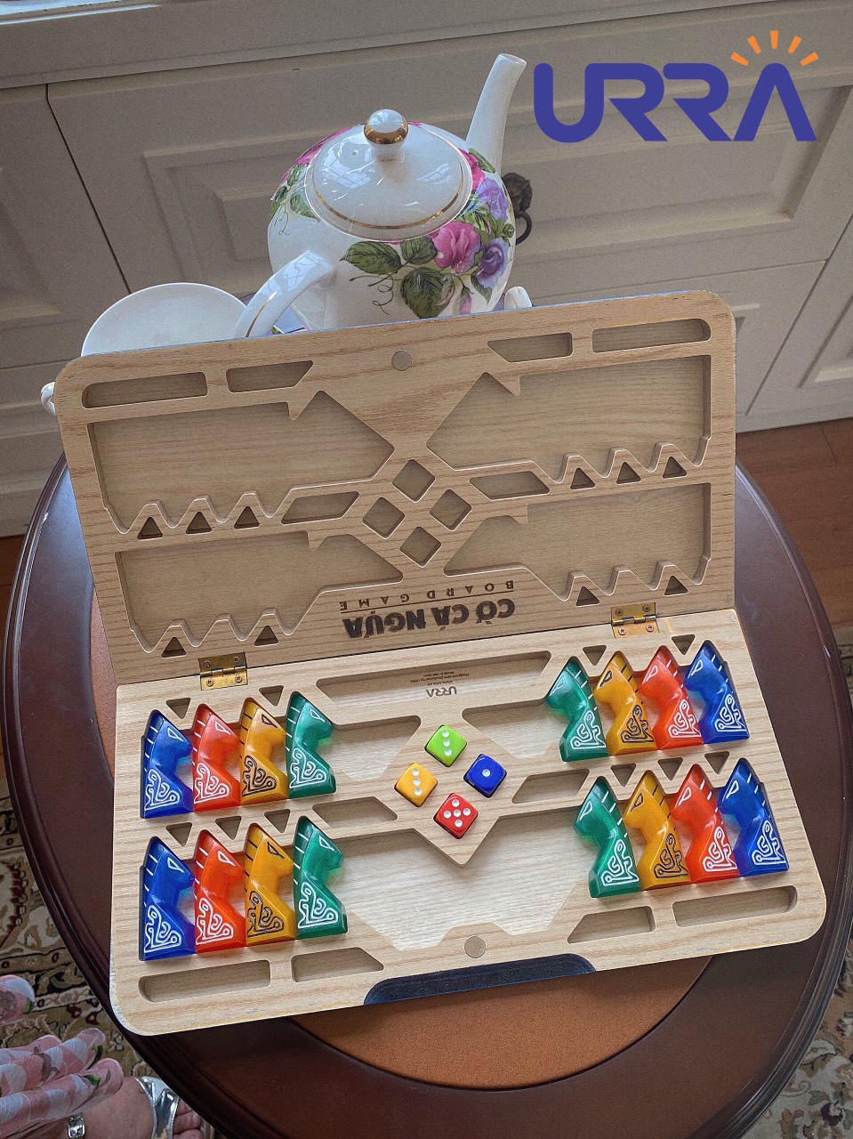 Bộ Cờ Cá Ngựa bàn gấp cao cấp Ludo Traveline, giải trí, an toàn bằng gỗ