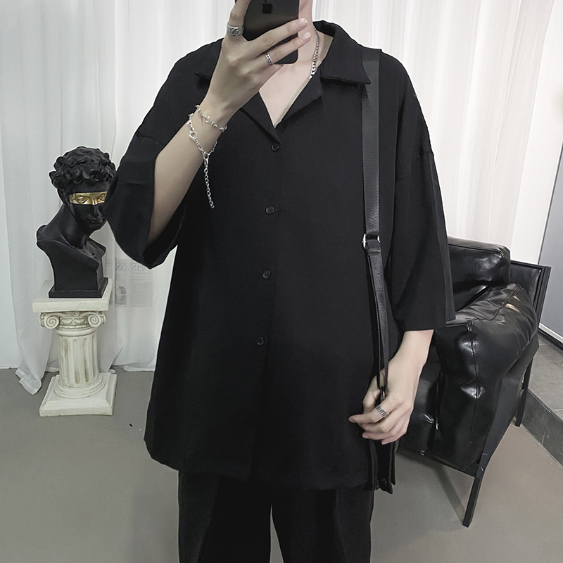 Áo sơ mi ngắn tay nam nữ cổ vest trơn trắng và đen - kiểu sơ mi tay ngắn form rộng cổ vest và cổ đức