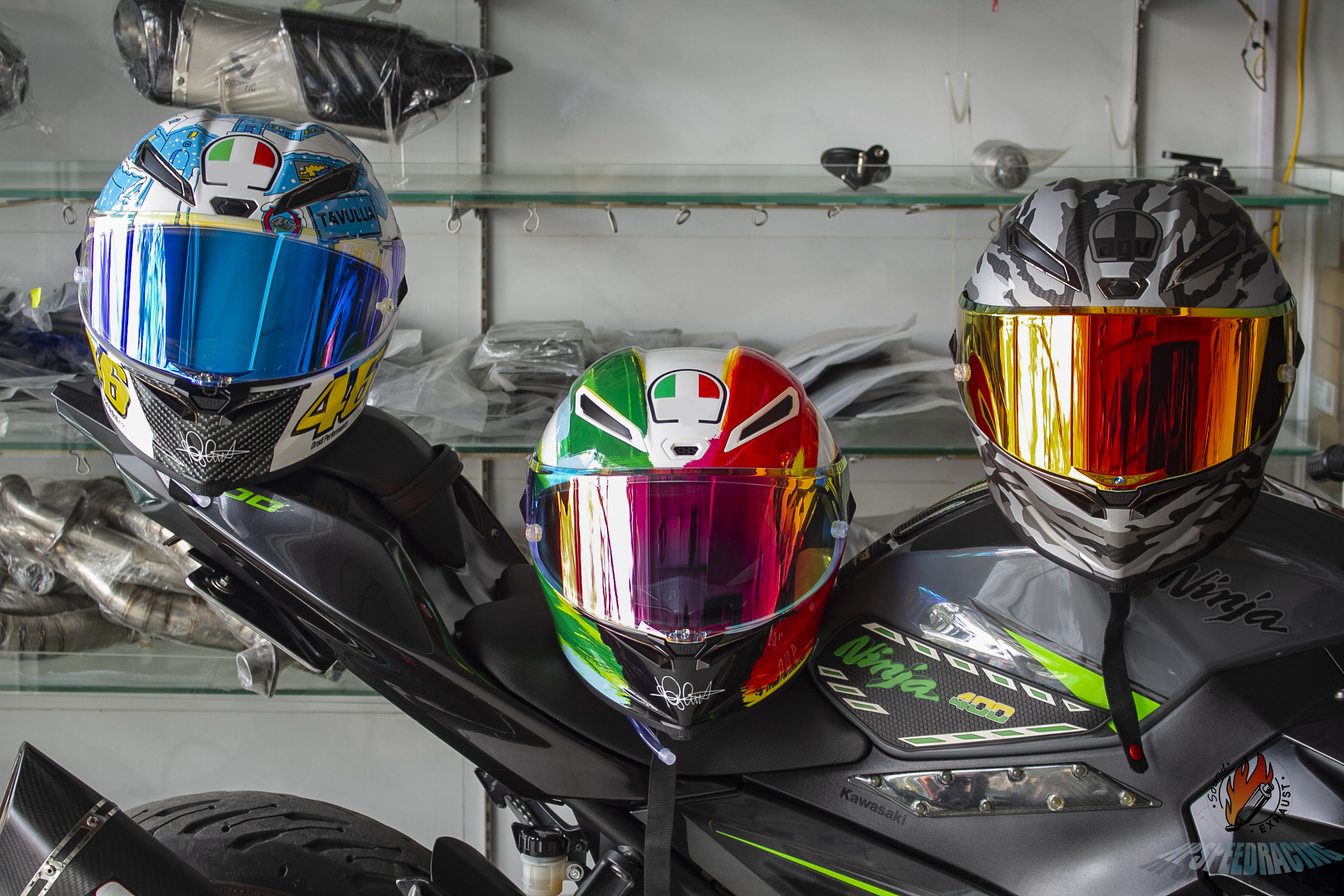 Kính màu cho nón agv pista