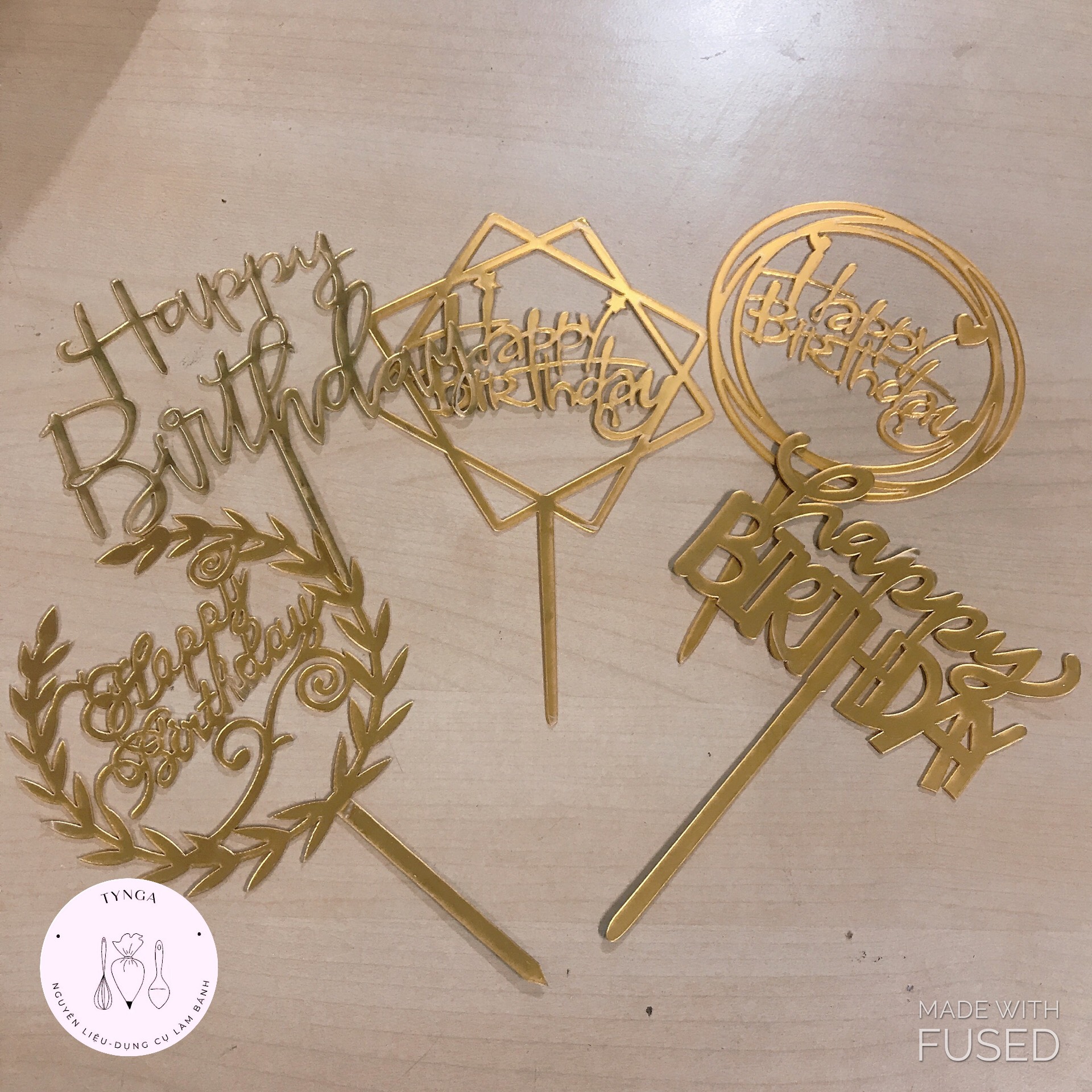 Que cắm bánh kem sinh nhật Happy Birthday