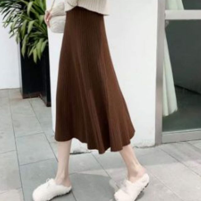 Chân váy len mặc với áo gì đẹp nhất hiện nay  Việt Phong