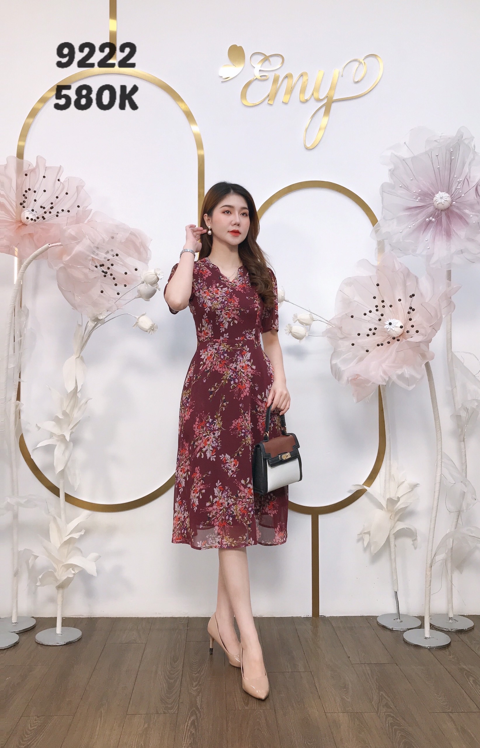 Đầm emy em9222 xoè hoa voan gân