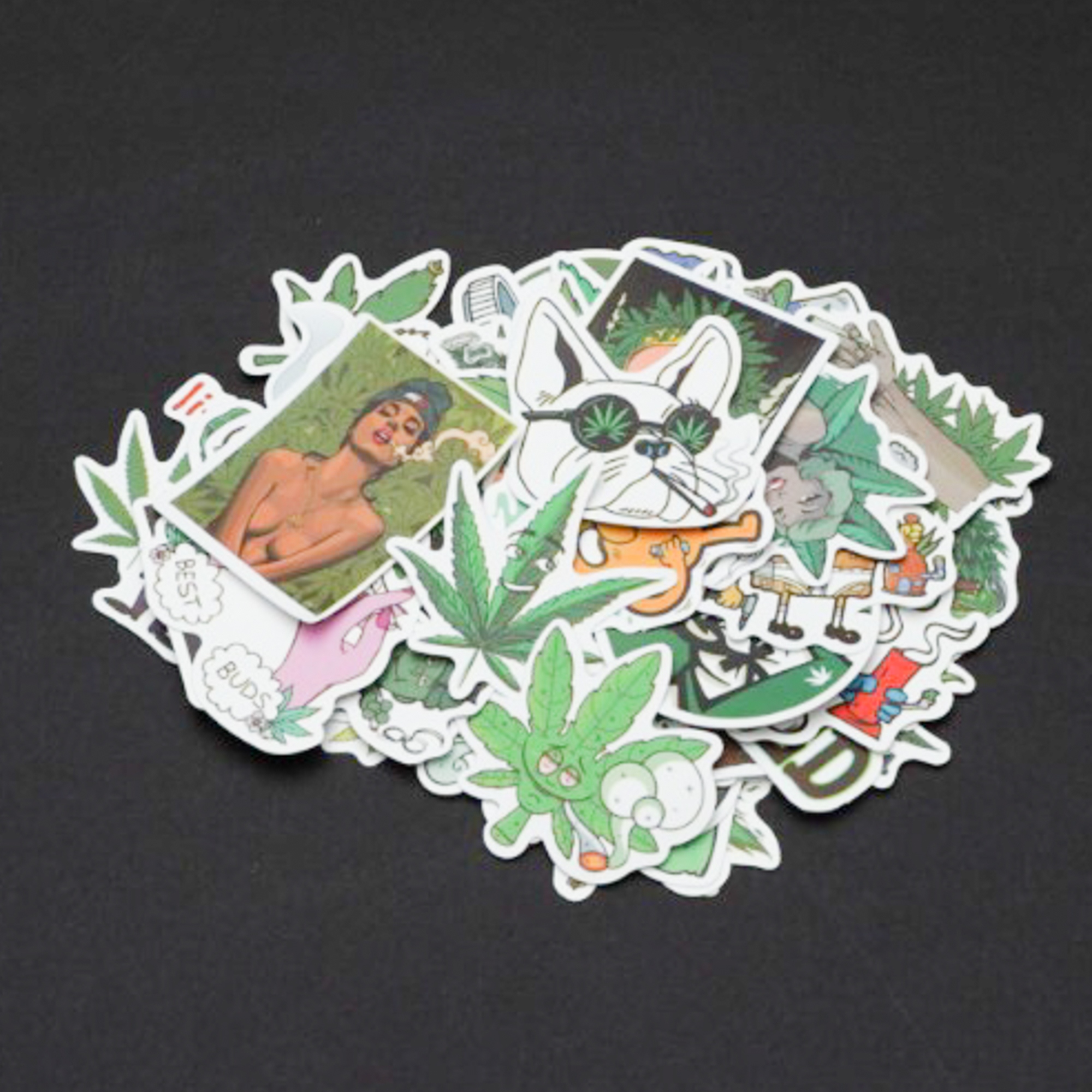 [HCM]Sticker cute weed lá cây hình dán dễ thương trang trí vali du lịch laptop mũ bảo hiểm đàn guitar ukelele macbook… chống nước lâu phai