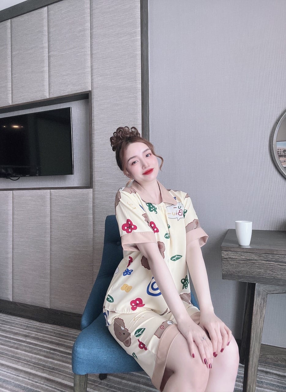 Set Lụa Ngố Hot Siêu Sang Vải Mango Cao Cấp- Mẫu mặc hàng thật chụp