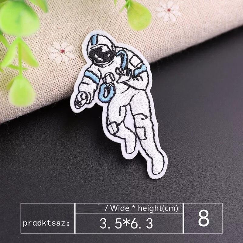 Sticker logo patch ủi áo hình người ngoài hành tinh vũ trụ độc đáo