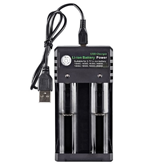 Sạc Pin 18650 Cao Cấp ( Có Đèn Báo Khi Sạc Đầy )