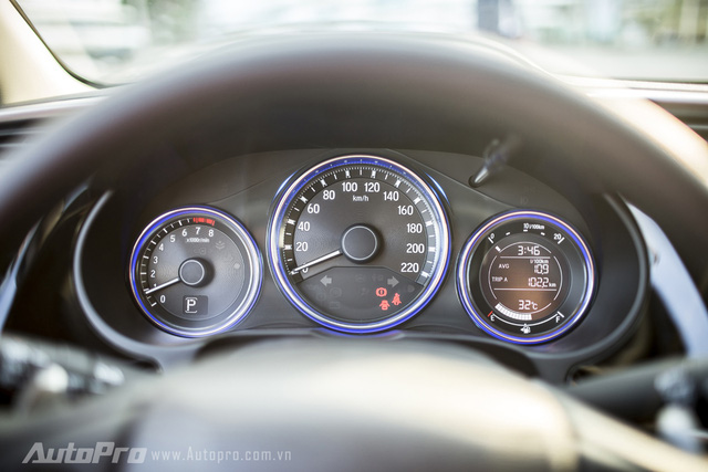 Honda City, Hrv 2018-2021: Tấm dán PPF màn đông hồ công tơ mét (TỰ PHỤC HỒI VẾT XƯỚC)