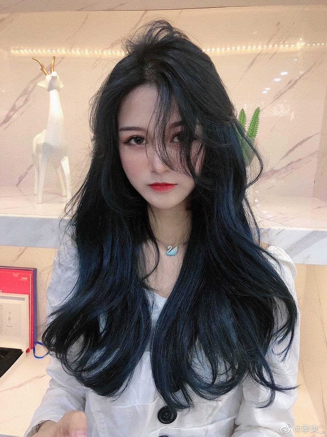 Tự nhuộm màu Đen tự nhiên tại nhà, hàng nội địa Việt Nam, không gây hư tổn cho tóc (Trọn bộ tặng gang tay, trợ nhuộm)