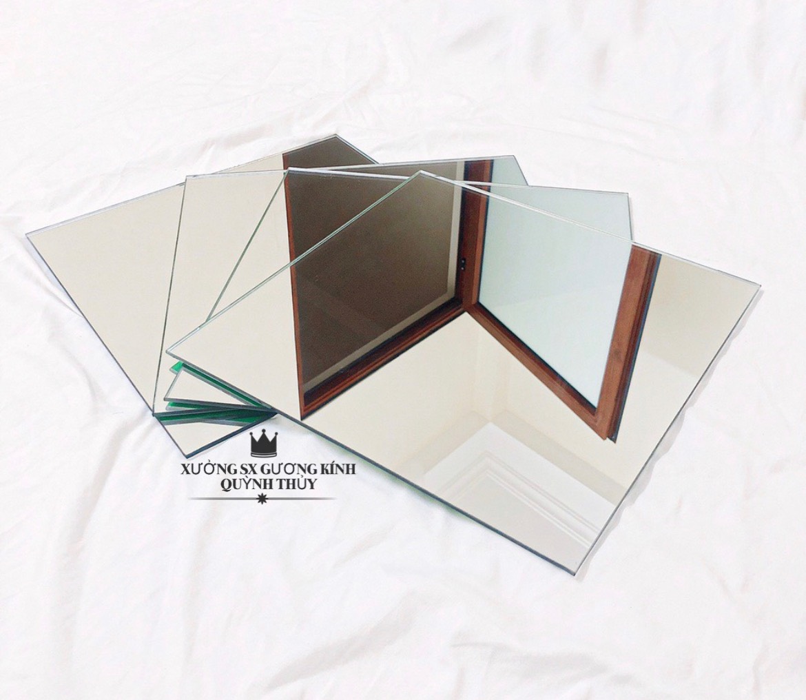 Gương dán tường, gương ghép soi toàn thân 𝐇𝐀̀𝐍𝐆 𝐇𝐎𝐓, 𝐆𝐈𝐀́ 𝐗𝐔̛𝐎̛̉𝐍𝐆 gương vuông kích thước 25x25cm, 30cm